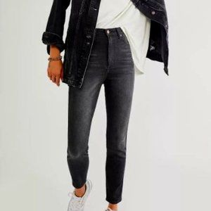 Wrangler High-Rise Skinny Jeans
